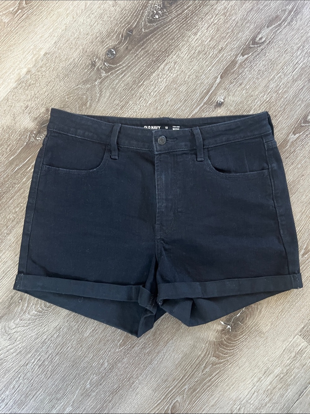 Old Navy Black Roll-Cuff Denim Shorts